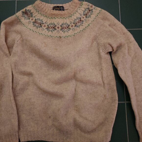 Real Scottish Full Length Kilts & Fair Isle Sweater - Picture 5 of 6